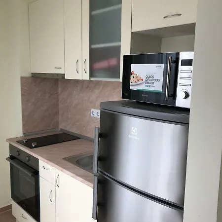 アパート Private Single Located In Orhid Ford Garden サニービーチ